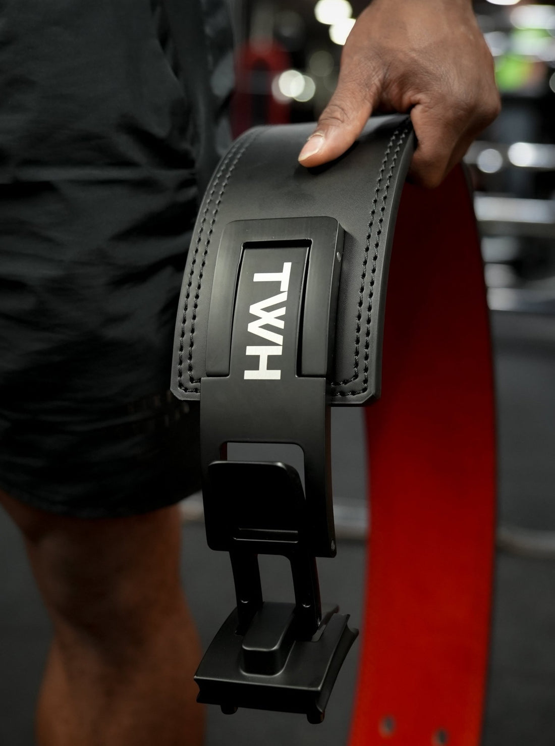 Lever Belts vs Prong Belts – Which is Better for Lifting? - TWH