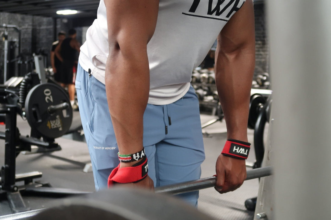 Mastering Your Lifts: A Complete Guide to Lifting Straps - STORE TWH