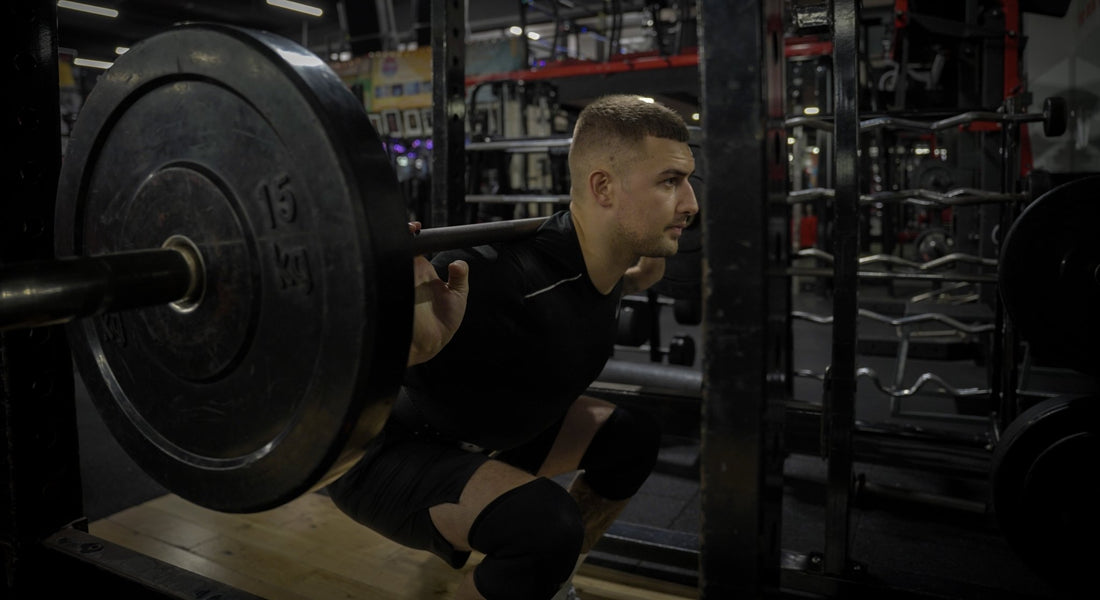 Unlocking the Benefits of Knee Sleeves: Why Every Weightlifter Needs Them - STORE TWH